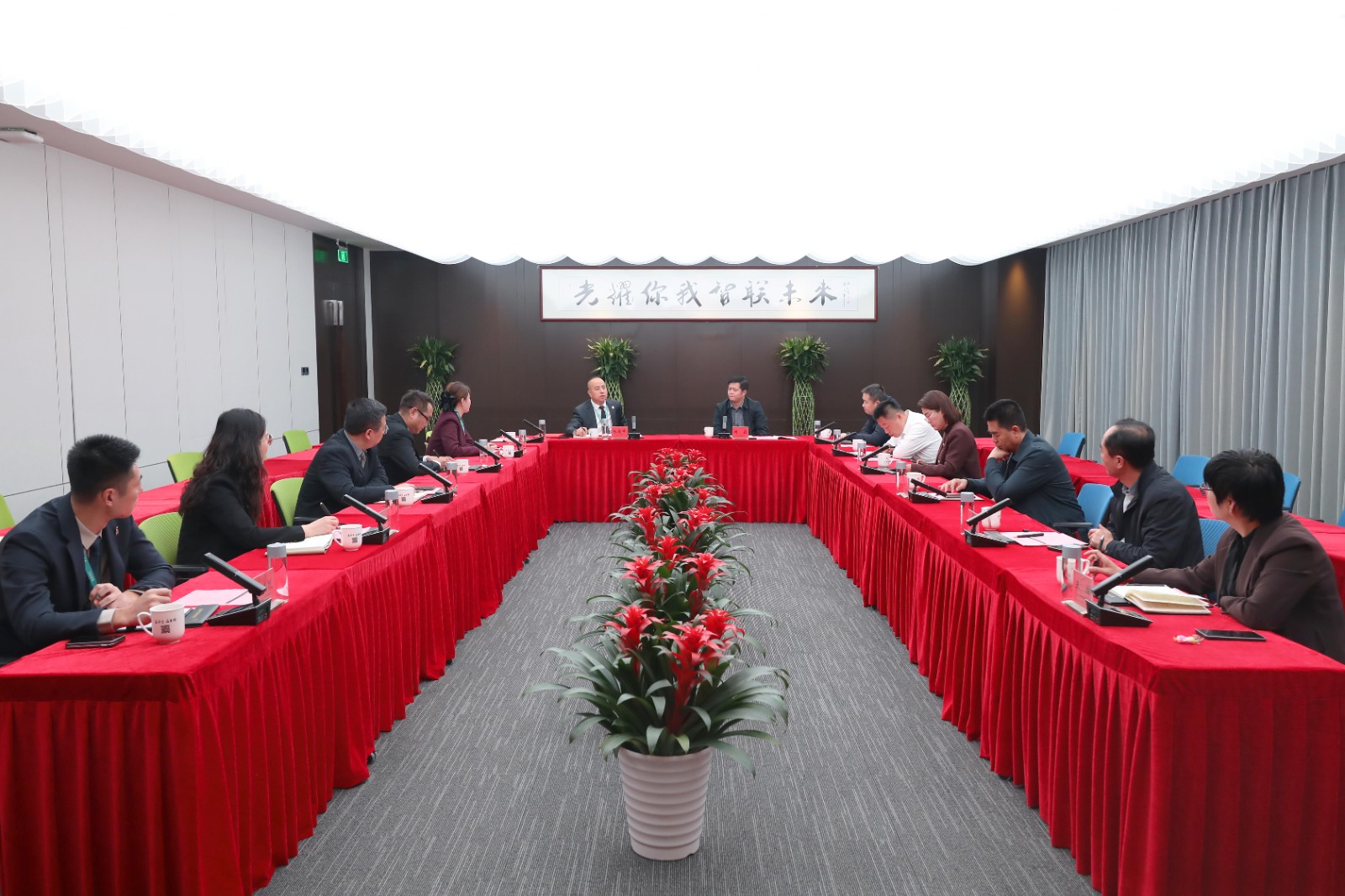 1732708940911381.jpg 【调色,桌布调正】2O4A1398.JPG